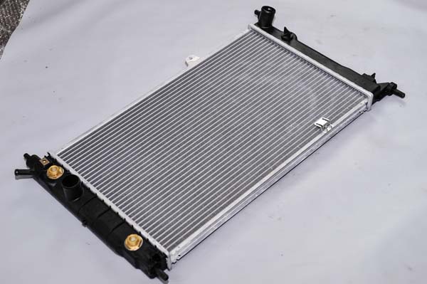 ASTRA F SU RADYATÖRÜ KLİMALI